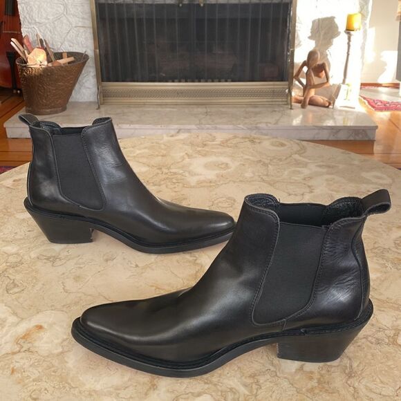 DKNY Black Leather Pointed Toe Cuban Heel Chelsea Boots Rare - Picture 6 of 14